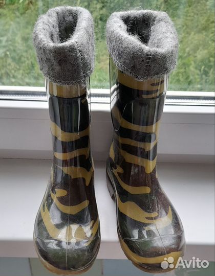 Детские резиновые сапоги