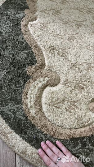 Ковер 1 на 2м. В отличном состоянии