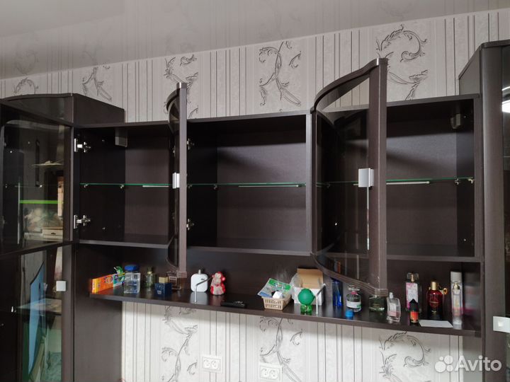 Стенка в гостиную