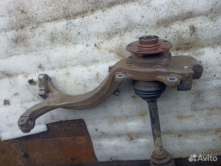 Ступица передняя правая audi a8 d3