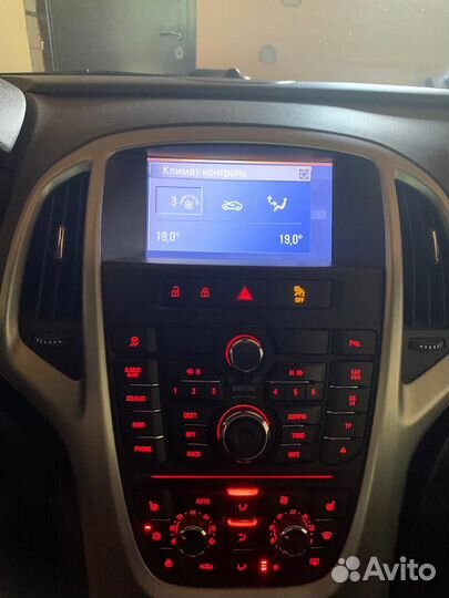 Opel Astra GTC 1.4 AT, 2012, 80 000 км