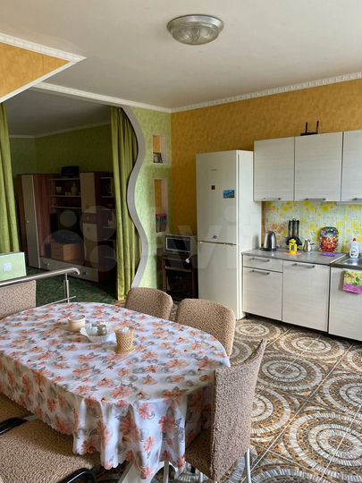 3-к. квартира, 150 м², 3/3 эт.