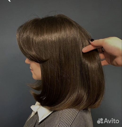 Модель на стрижку каскад и боб -карэ