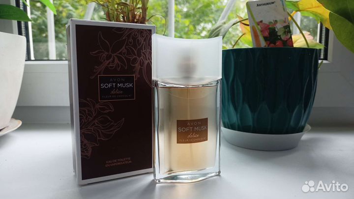 Женские парфюмерные духи/туалетная вода