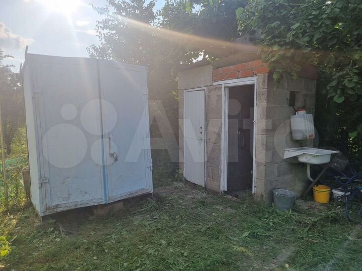 Дача 10 м² на участке 8 сот.