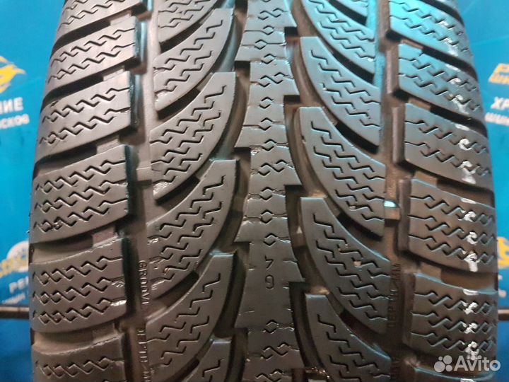 Nokian Tyres WR SUV 255/70 R16