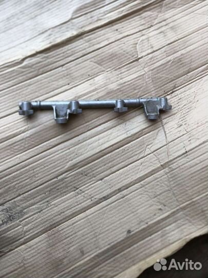 Рампа топливная. Toyota Camry V50. Двигатель 2.5