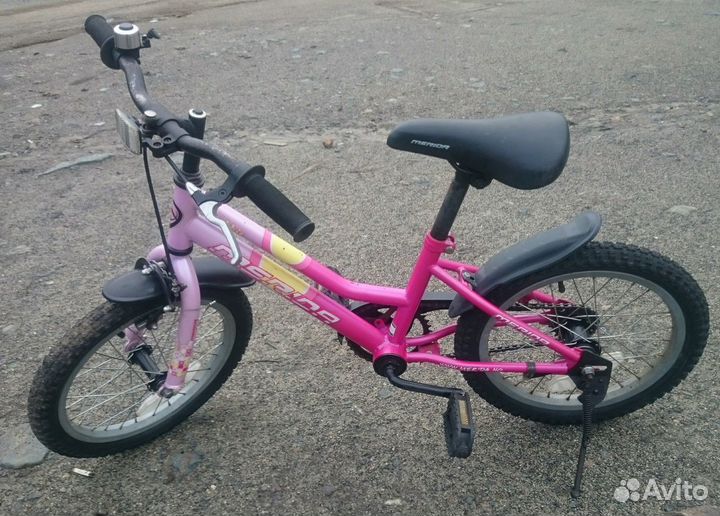 Велосипед Merida, колеса 16