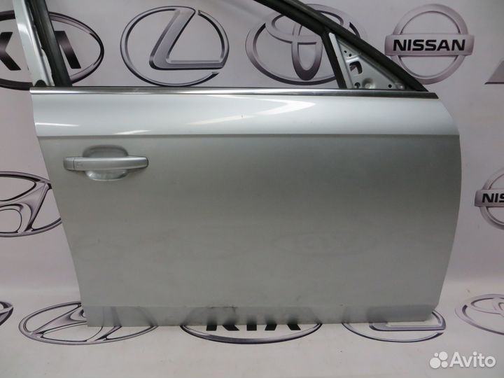 Дверь передняя правая Audi A 4 B8