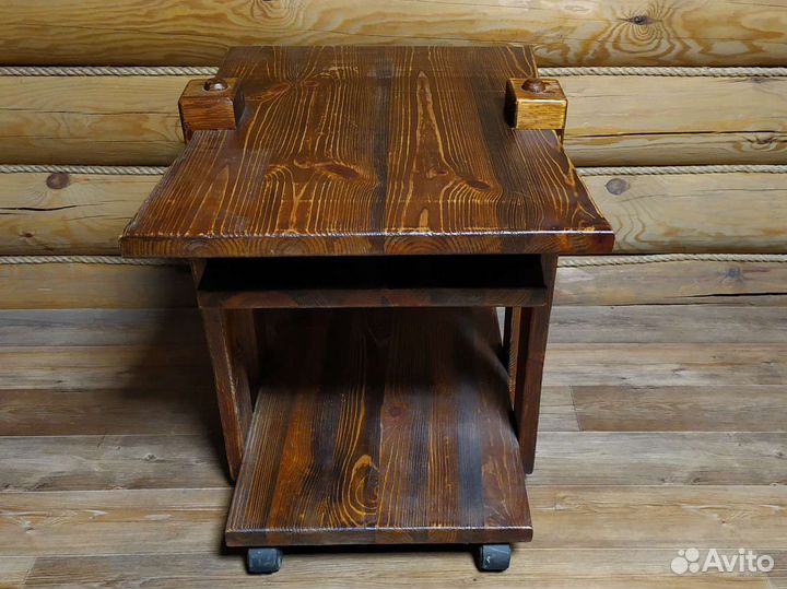 Журнальный столик на колесах с полкой