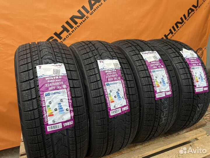 Tourador Winter Pro Max 225/40 R18 95V