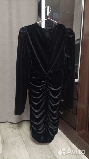 Бархатное платье