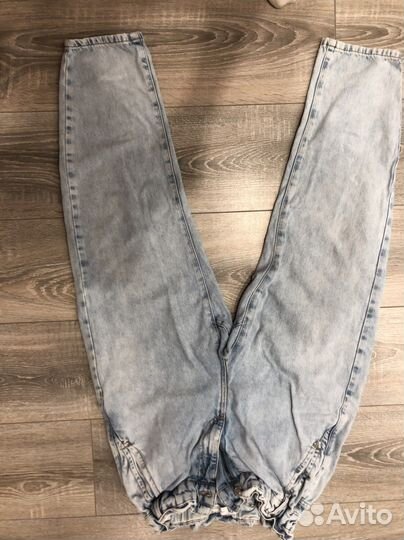 Джинсы zara