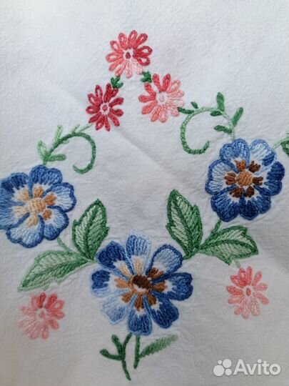 Скатерть(салфетка) ручная вышивка