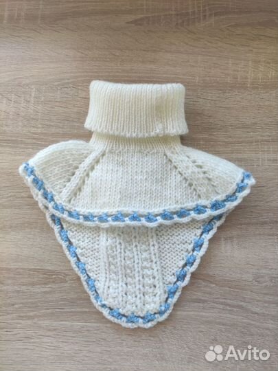 Манишка вязаная