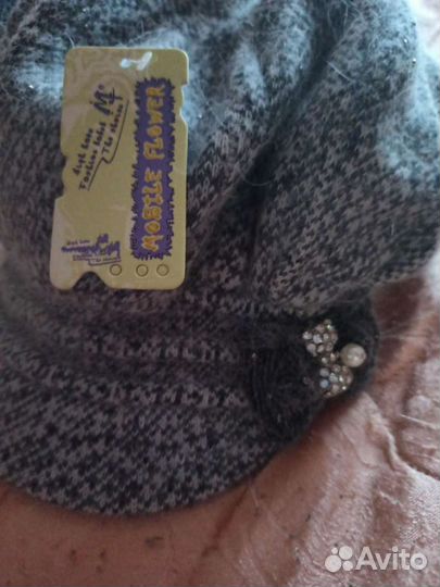 Берет женский из ангорки