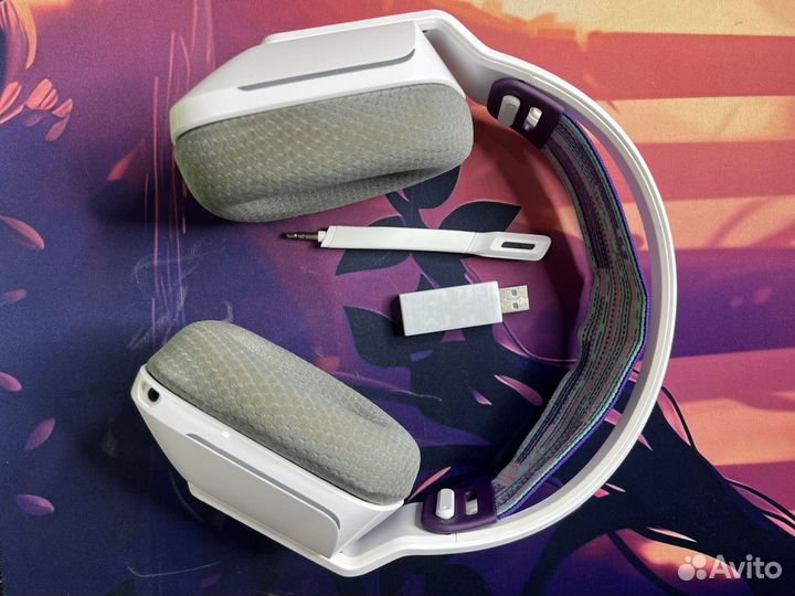 Игровые наушники Logitech G733 Lightspeed White