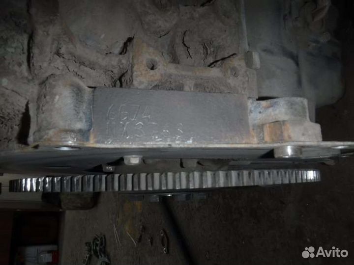 Двигатель Mitsubishi Pajero 3 6G74 2001