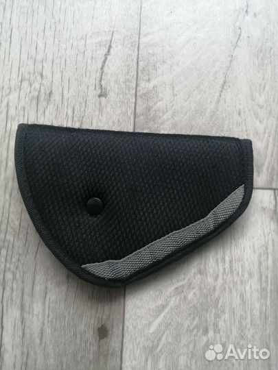 Адаптер ремня безопасности детский треугольник