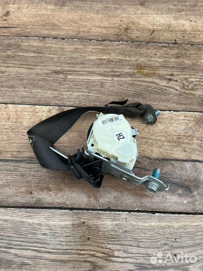 Ремень безопасности задний левый Hyundai Sonata