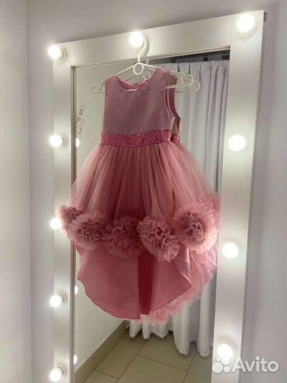 Платье для девочки новое