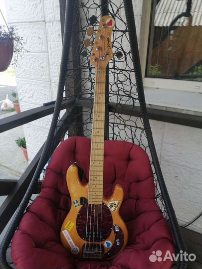 Бас гитара 5 струн (обмен)