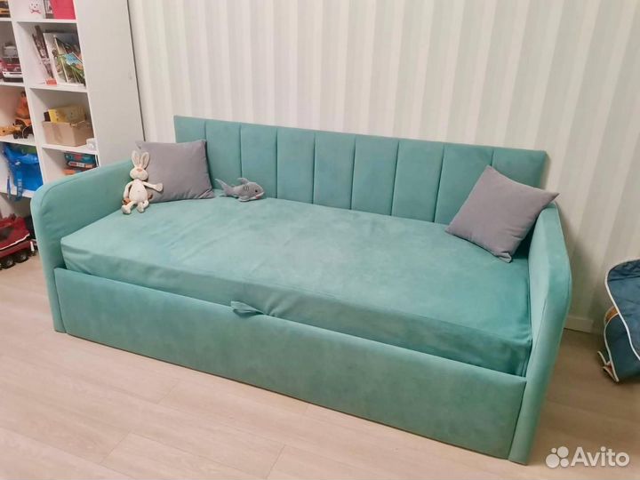 Кровать детская мягкая 160 см