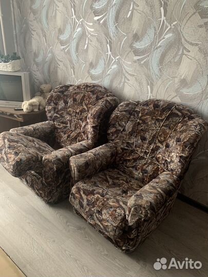 Мягкая мебель с ящиками