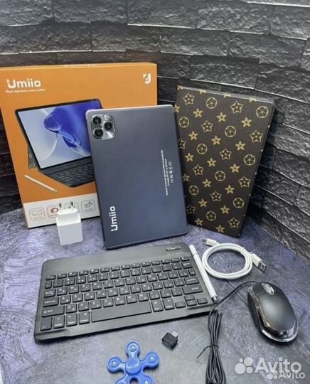Планшет Umiio a15 Pro 6/128 + клавиатура