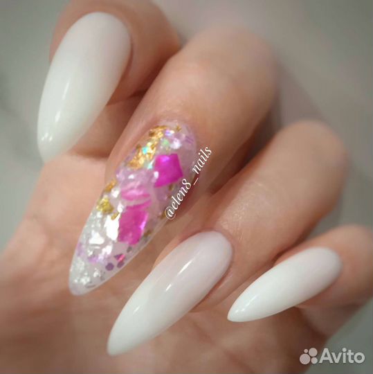 Аккуратный маникюр с покрытием