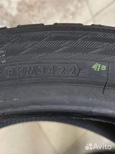 Yokohama BluEarth Winter V905 285/35 R21 и 325/30 R21 108V