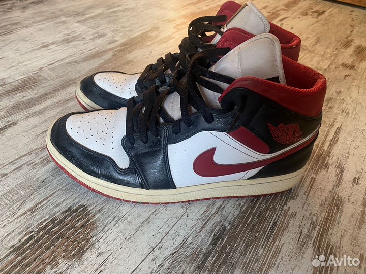 Nike air jordan 1 mid