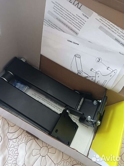 Кронштейн для телевизора поворотный