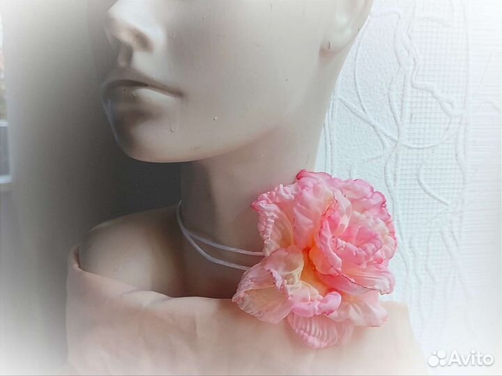 Чокер цветок тонированный розовый персиковый нежны