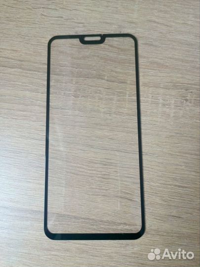 Защитное стекло на Honor 8X