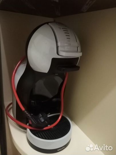 Кофеварка капсульная dolce gusto