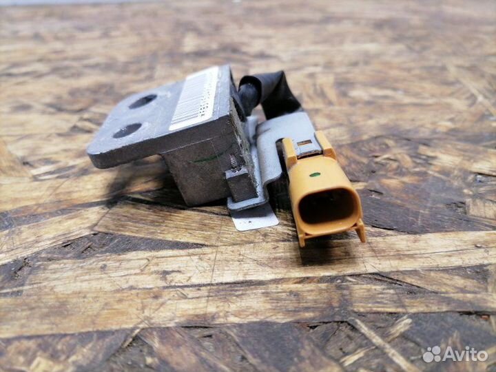 Датчик удара левый Nissan Maxima A33 VQ20DE 2004