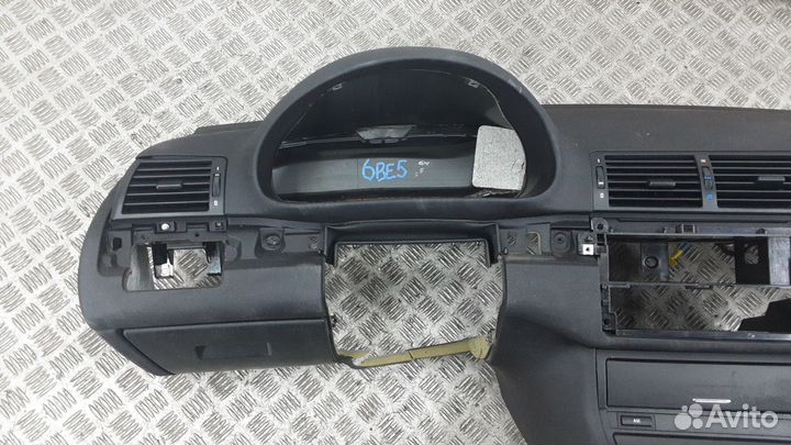 Панель передняя салона (торпедо) BMW 3 E46 рест