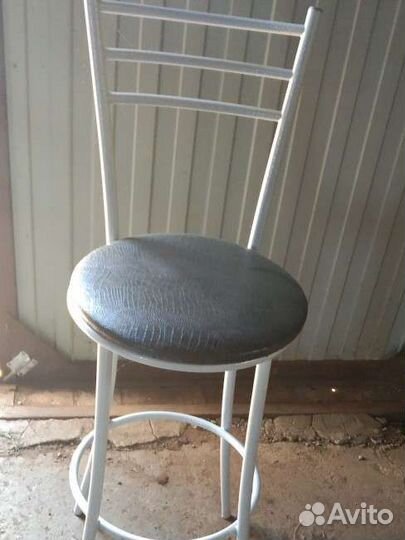 Стул барный
