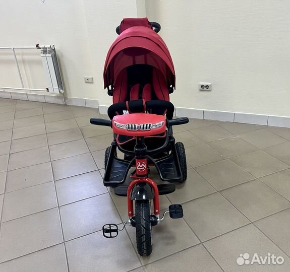 Детский велосипед с ручкой Luxmom