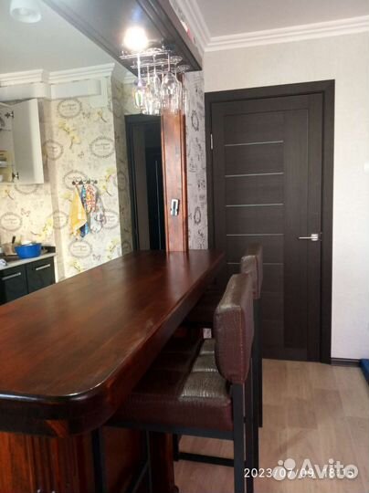 Барный стол