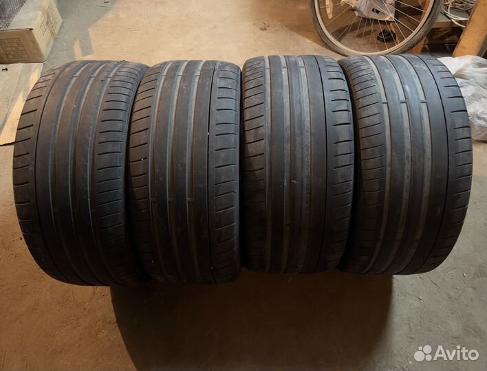 Dunlop SP Sport Maxx GT 255/35 R18 и 235/40 R18 94Y