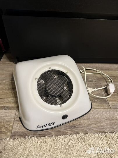 Вытяжка пылесос настольный для маникюра