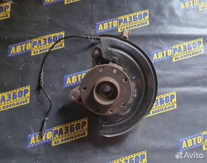 Поворотный кулак левый в сборе Рено Дастер