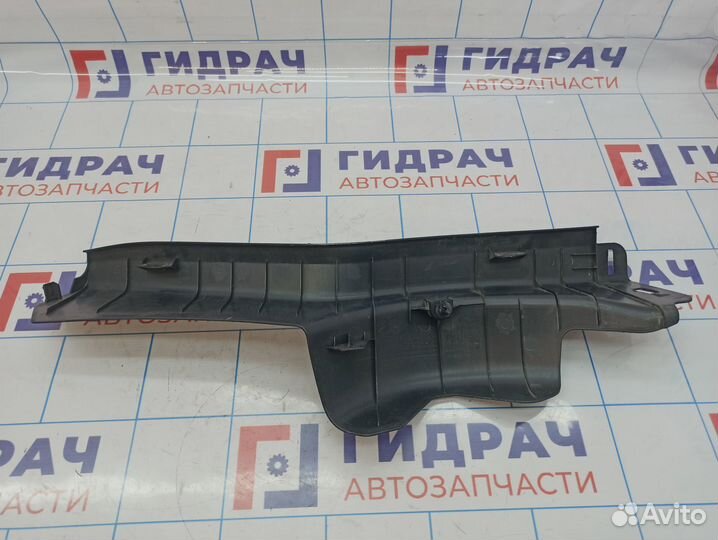 Накладка задней арки правая внутренняя Nissan Qashqai (J10) 84950-JD100. Царапины