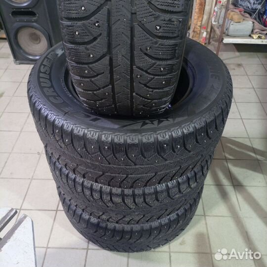 Bridgestone Ice Cruiser 7000 285/60 R18