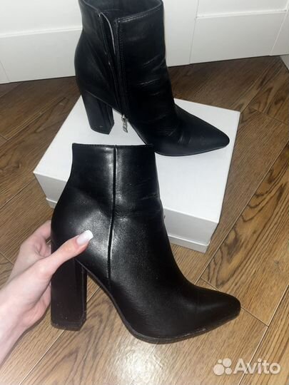Ботильоны женские 37-38 черные
