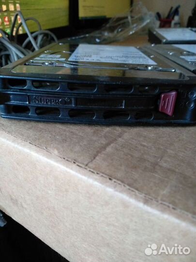 Hitachi UltraStar 10K300 hdd. scsi для сервера 73G