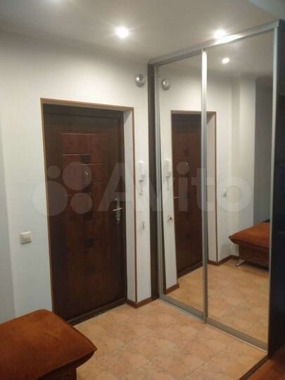 4-к. квартира, 113 м², 3/9 эт.