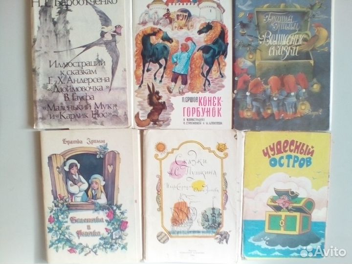 10 комплектов открыток